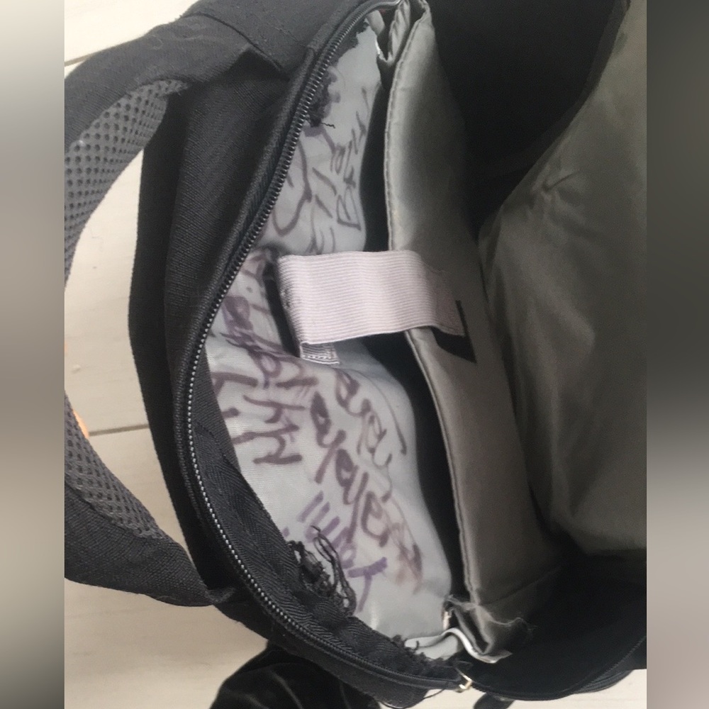 SAMSONITE GRAFFITI MULTI-POCKET LAPTOP BACKPACK UNISEX - Picture 7 of 17